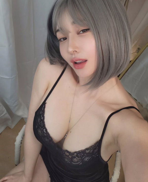 단발셀카