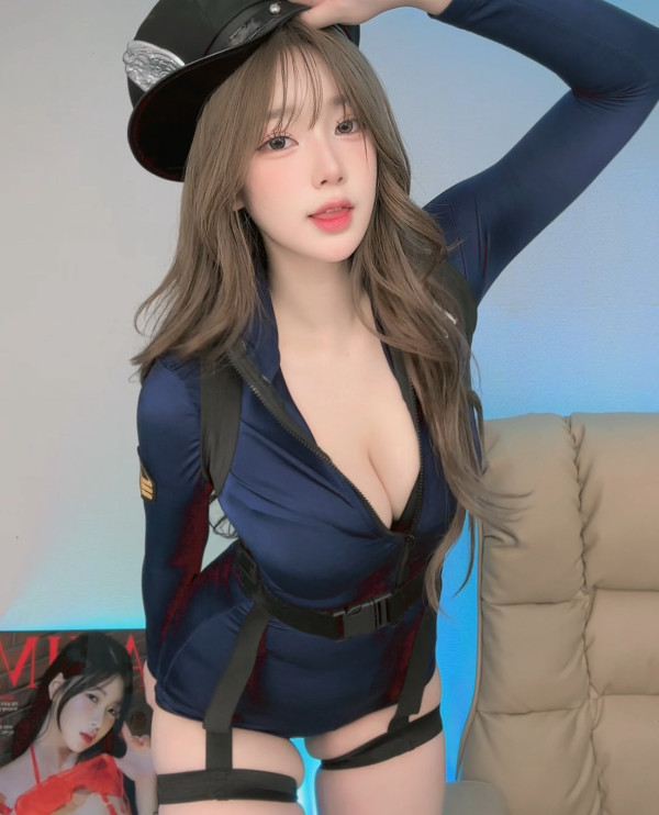 경찰코스프레