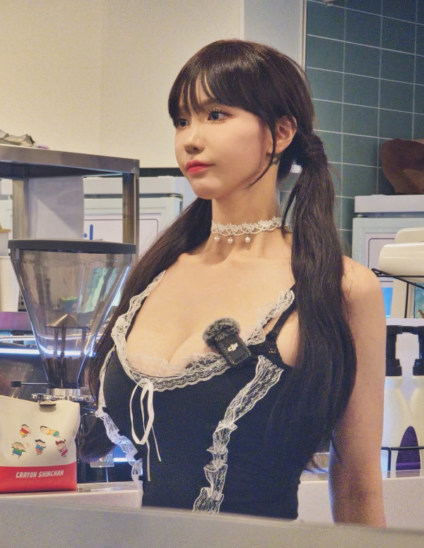 메이드복 피시방 알바